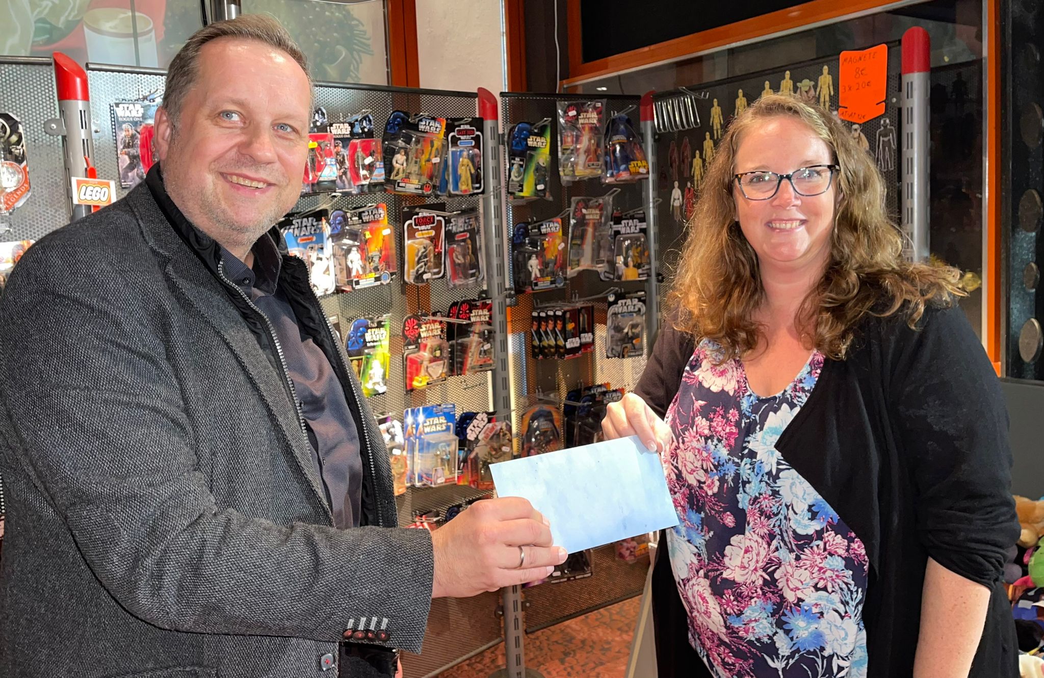 Spende der Rebel-Legion GBY und des Teams von Stars oft the Galaxy